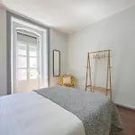 Large Group - Walk To Beach, By Timecooler Apartmán Setúbal