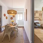 Apartmán Large Group - Walk To Beach, By Timecooler *