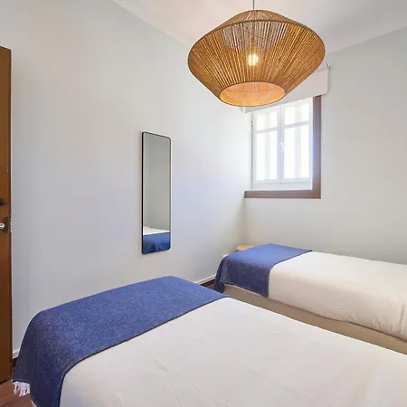 Large Group - Walk To Beach, By Timecooler Apartmán