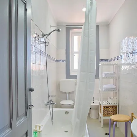 Appartement Large Group - Walk To Beach, By Timecooler Setúbal