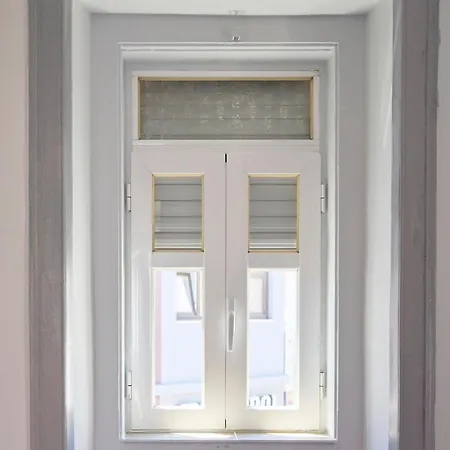 Large Group - Walk To Beach, By Timecooler Appartement Setúbal