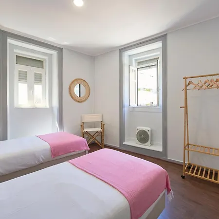 Appartement Large Group - Walk To Beach, By Timecooler Setúbal