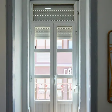 Large Group - Walk To Beach, By Timecooler Appartement Setúbal