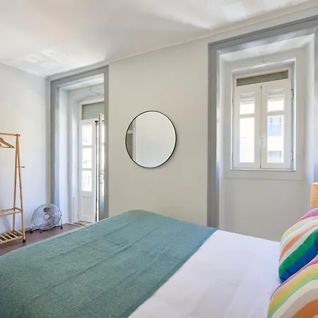 Large Group - Walk To Beach, By Timecooler *